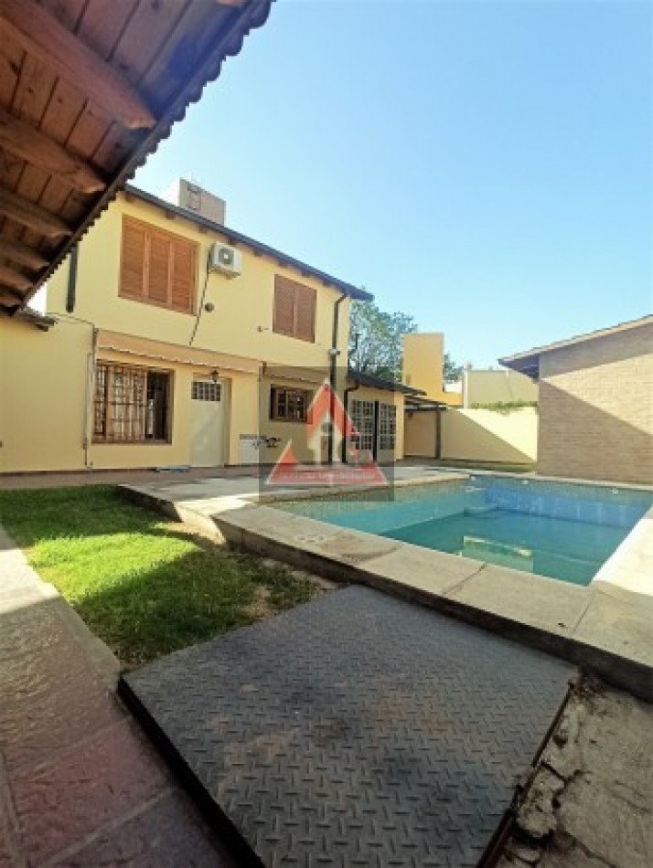 RERETASADA!!!! - CASA 4 DORMIS C/PILETA AL PRECIO DE UN DUPLEX!!