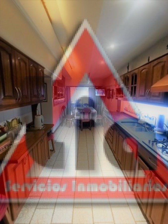 LOCAL COMERCIAL + CASA EN PLANTA ALTA