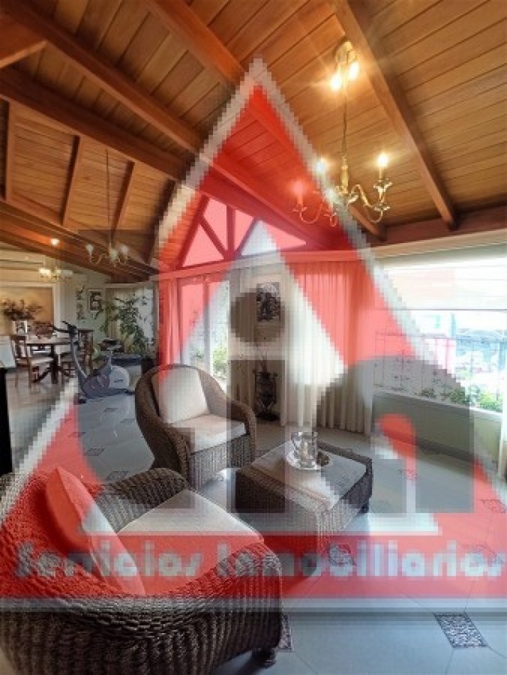 LOCAL COMERCIAL + CASA EN PLANTA ALTA