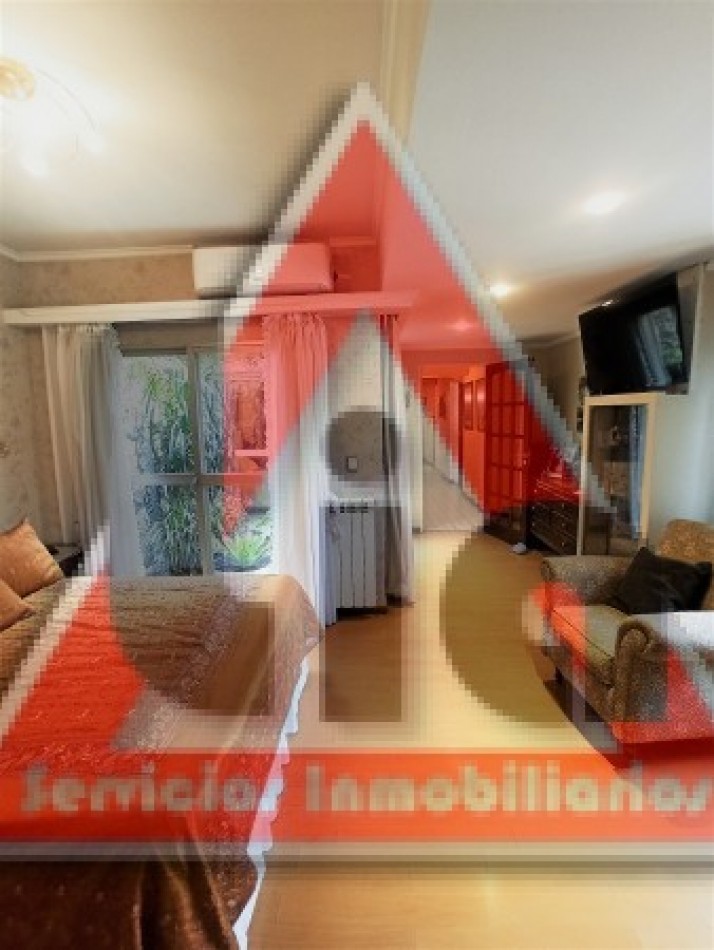 LOCAL COMERCIAL + CASA EN PLANTA ALTA