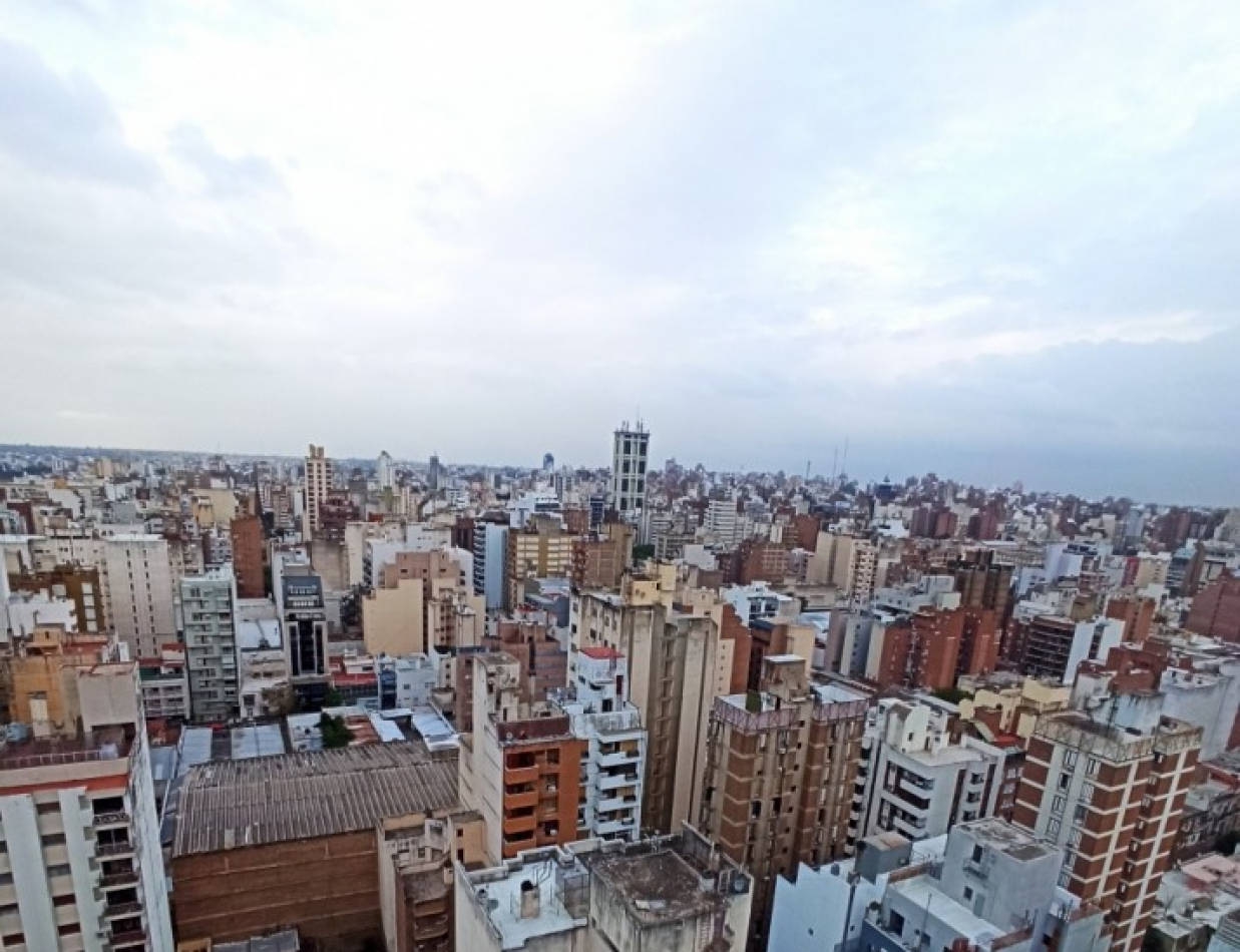 SEMIPISO DE 3 DORMITORIOS C/COCHERA + DEPENDENCIA - COLON 845 - EDIFICIO ALAS II-