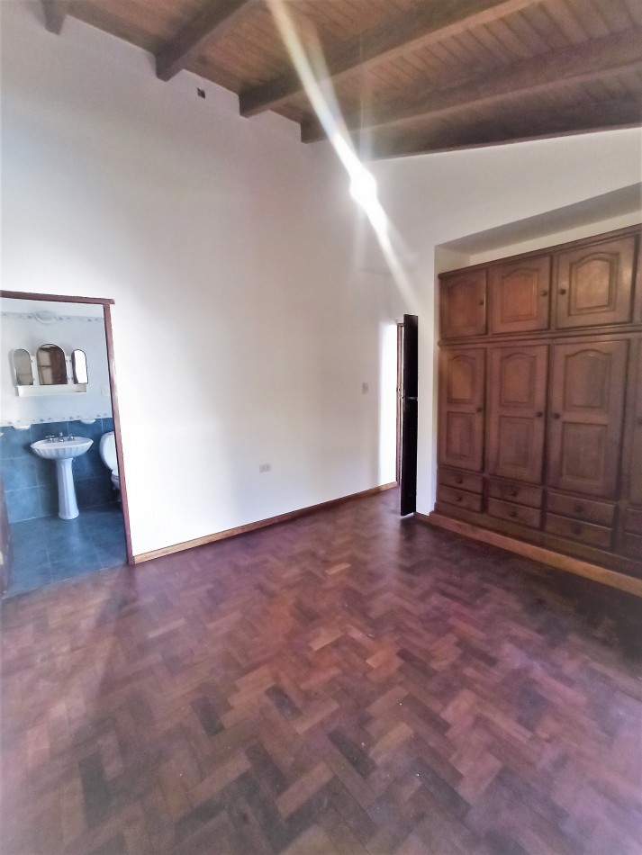 CASA 4 DORM | 360 m² | SEGURIDAD | TEJAS DEL SUR.