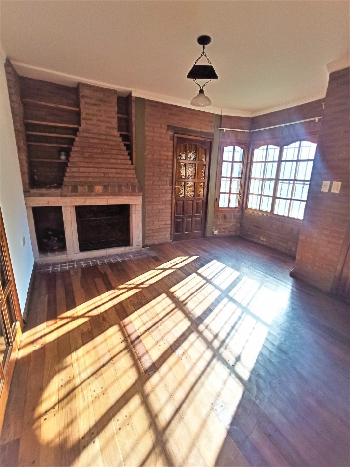 CASA 4 DORM | 360 m² | SEGURIDAD | TEJAS DEL SUR.