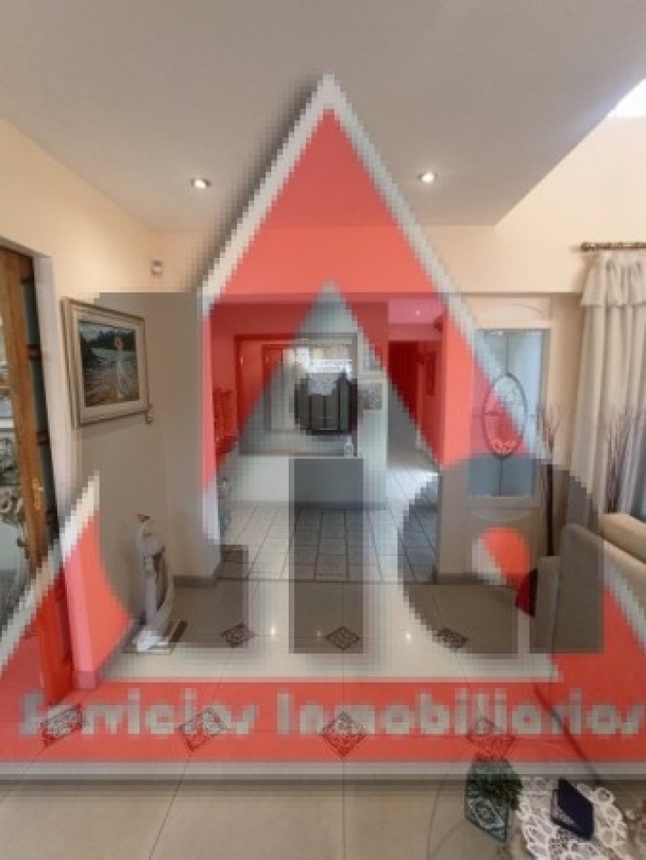 LOCAL COMERCIAL + CASA EN PLANTA ALTA