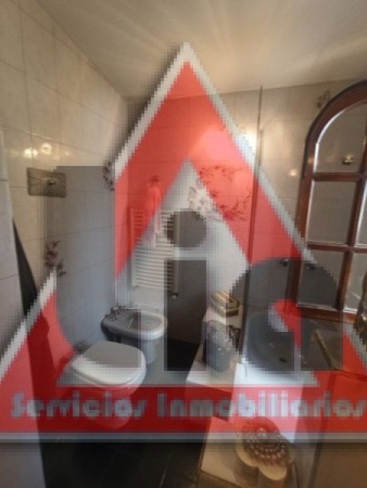 LOCAL COMERCIAL + CASA EN PLANTA ALTA