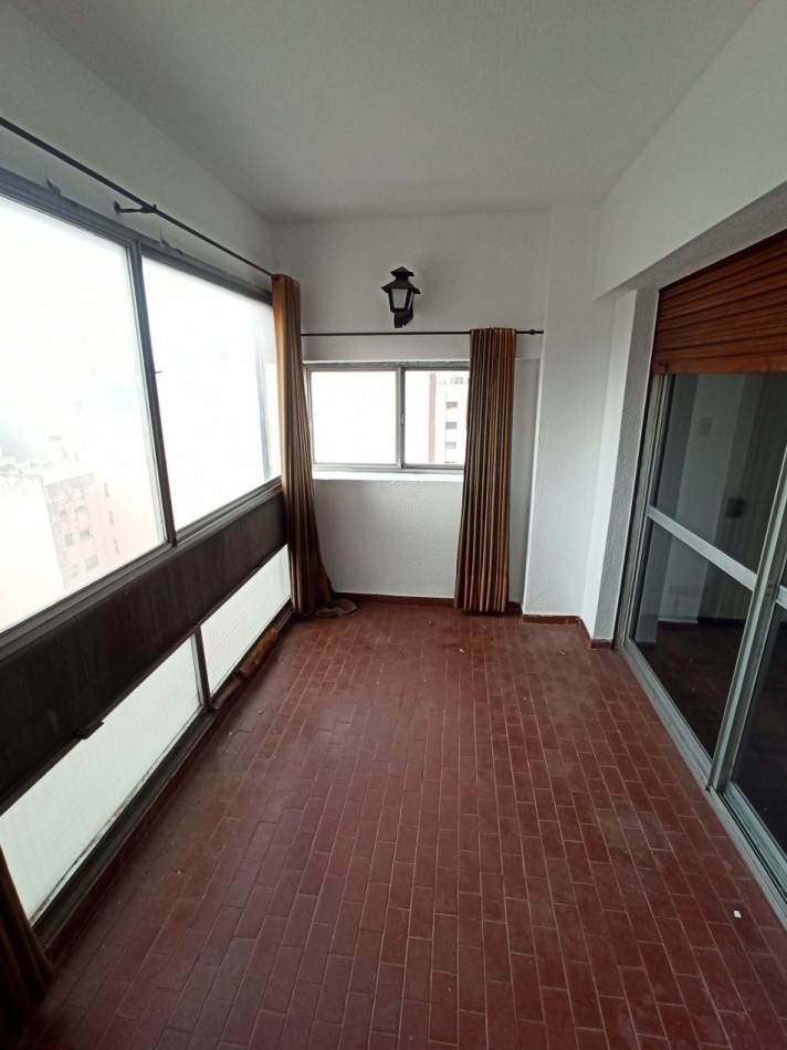 SEMIPISO DE 3 DORMITORIOS C/COCHERA + DEPENDENCIA - COLON 845 - EDIFICIO ALAS II-