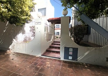  2 dormitorios EN Planta Baja / 2 patios y alarma / Complejo Mari I