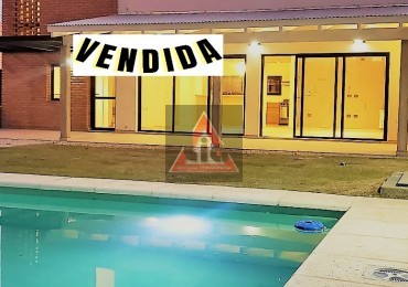 GREENVILLE 2 - CASA DE 3 DOR.CON PILETA Y ESCRITORIO -